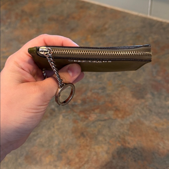 Kate Spade Green Keychain Pouch EUC - Picture 6 of 11